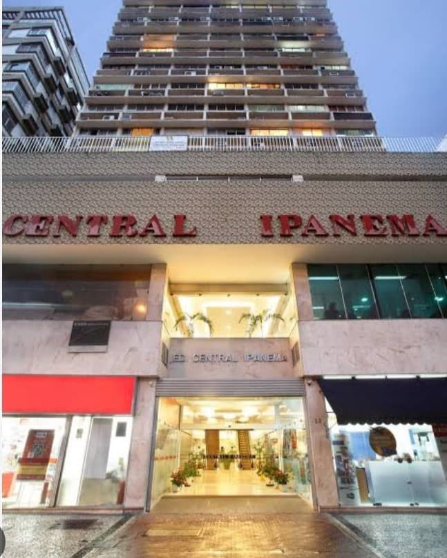 Entrada do edifício do consultório